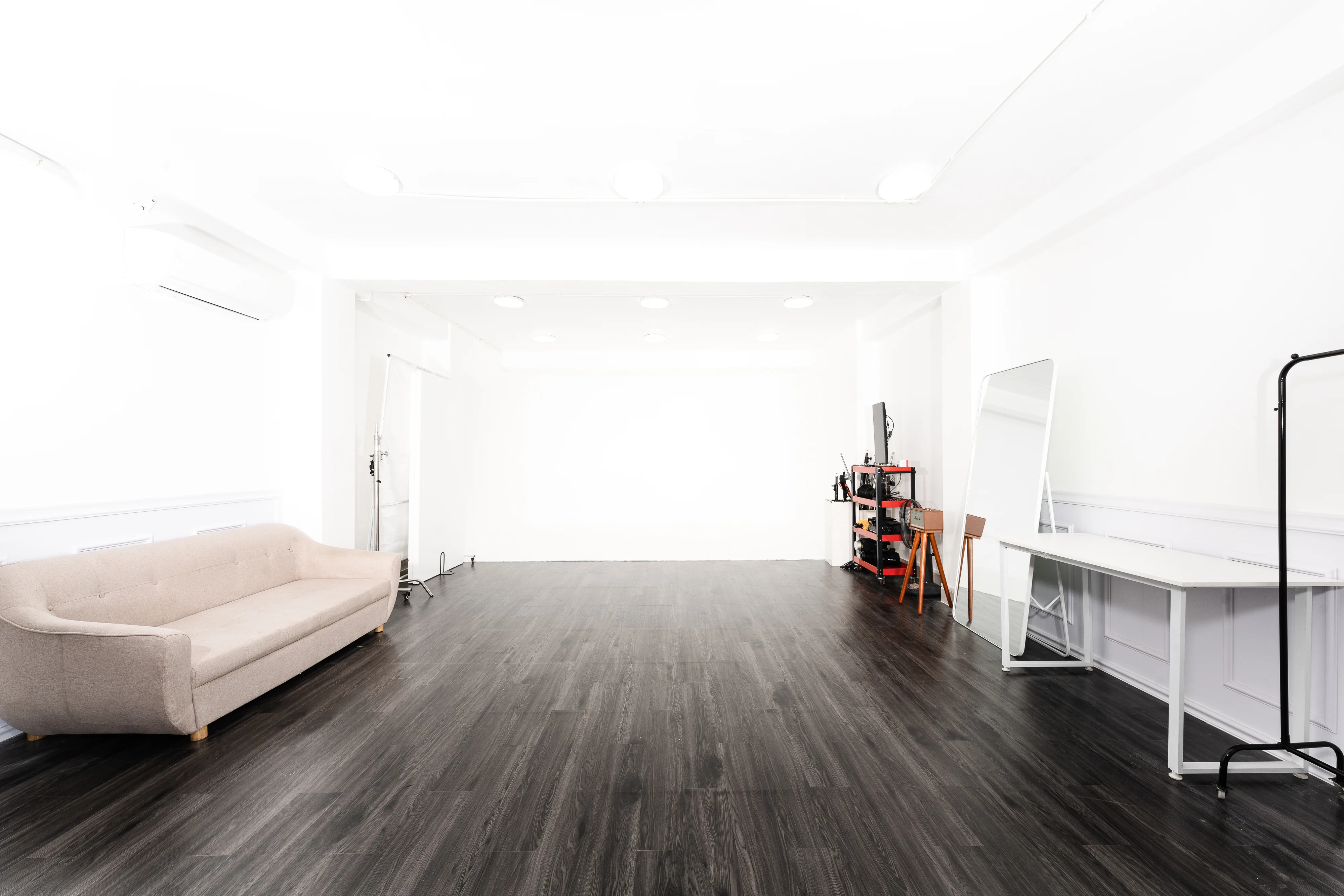 Square room